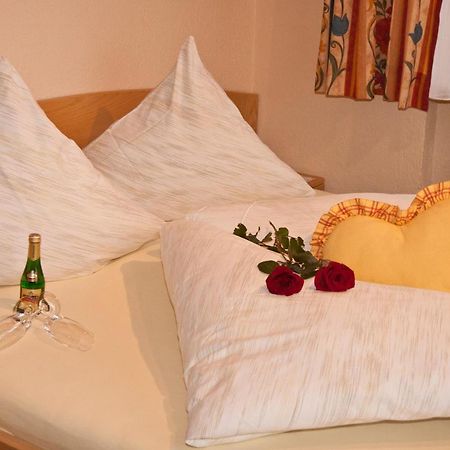 Ehstandhof Hotell Uderns Rum bild